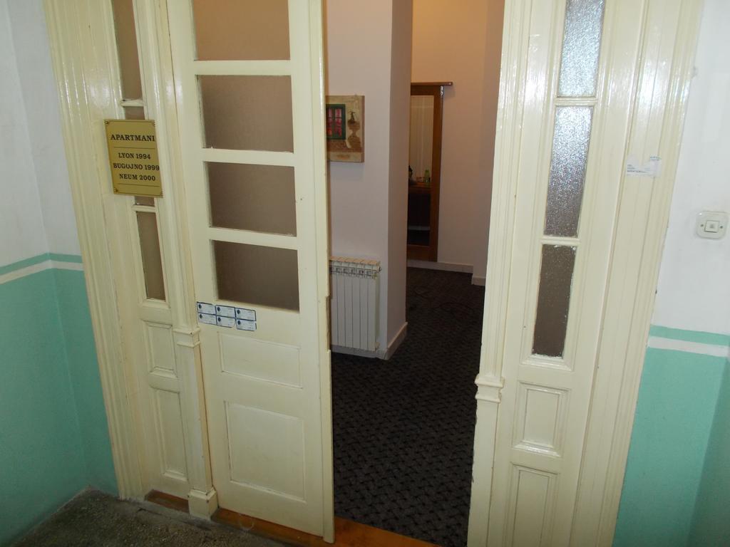 Studio Apartments "Chess Club Bosna" SJJ Exteriör bild