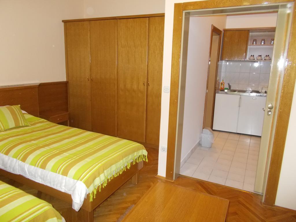 Studio Apartments "Chess Club Bosna" SJJ Exteriör bild