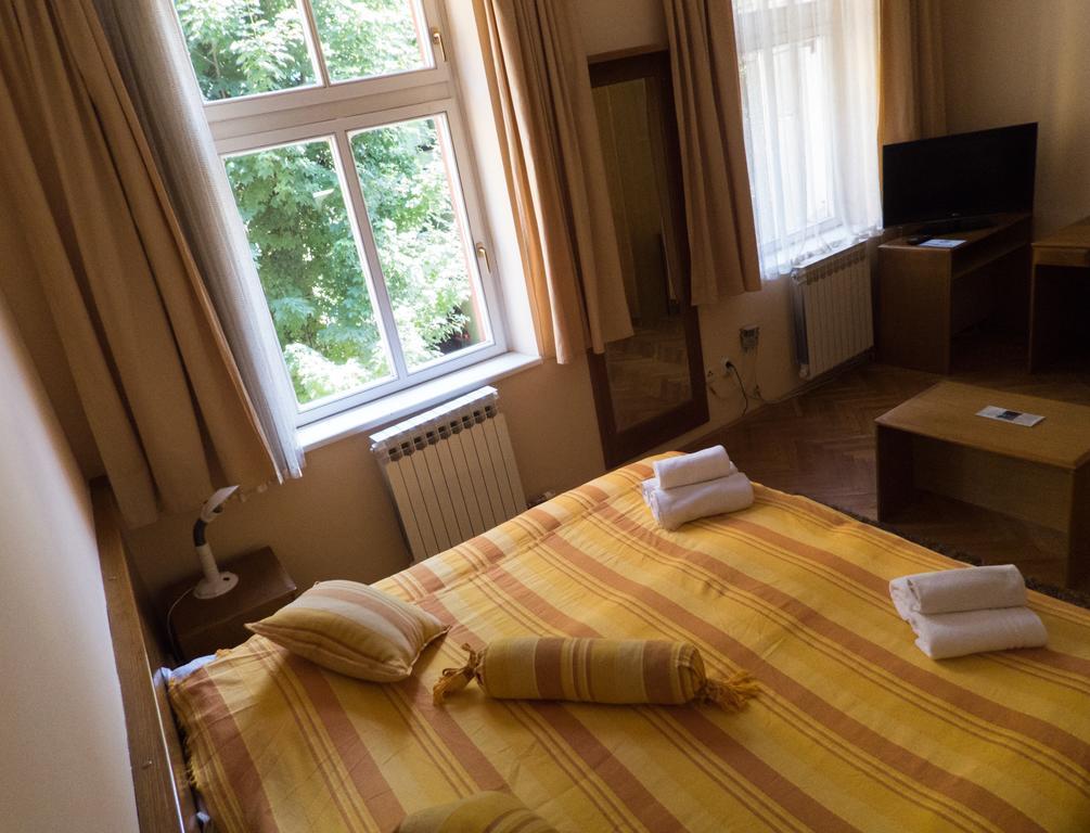 Studio Apartments "Chess Club Bosna" SJJ Exteriör bild